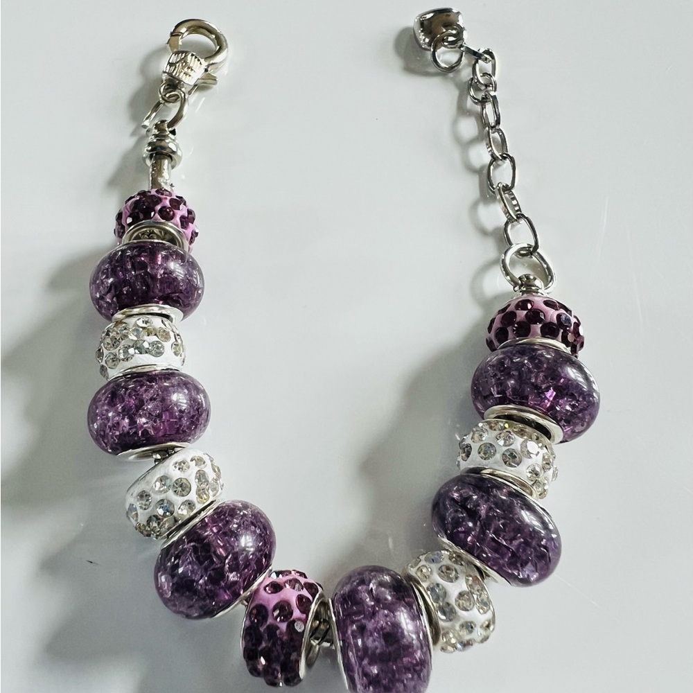 Elegant Purple and Silver Beaded Bracelet